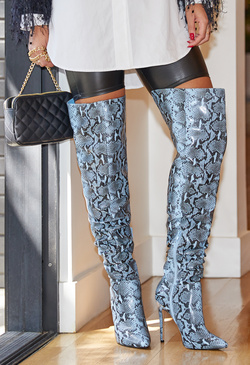 clea slouchy stiletto boot