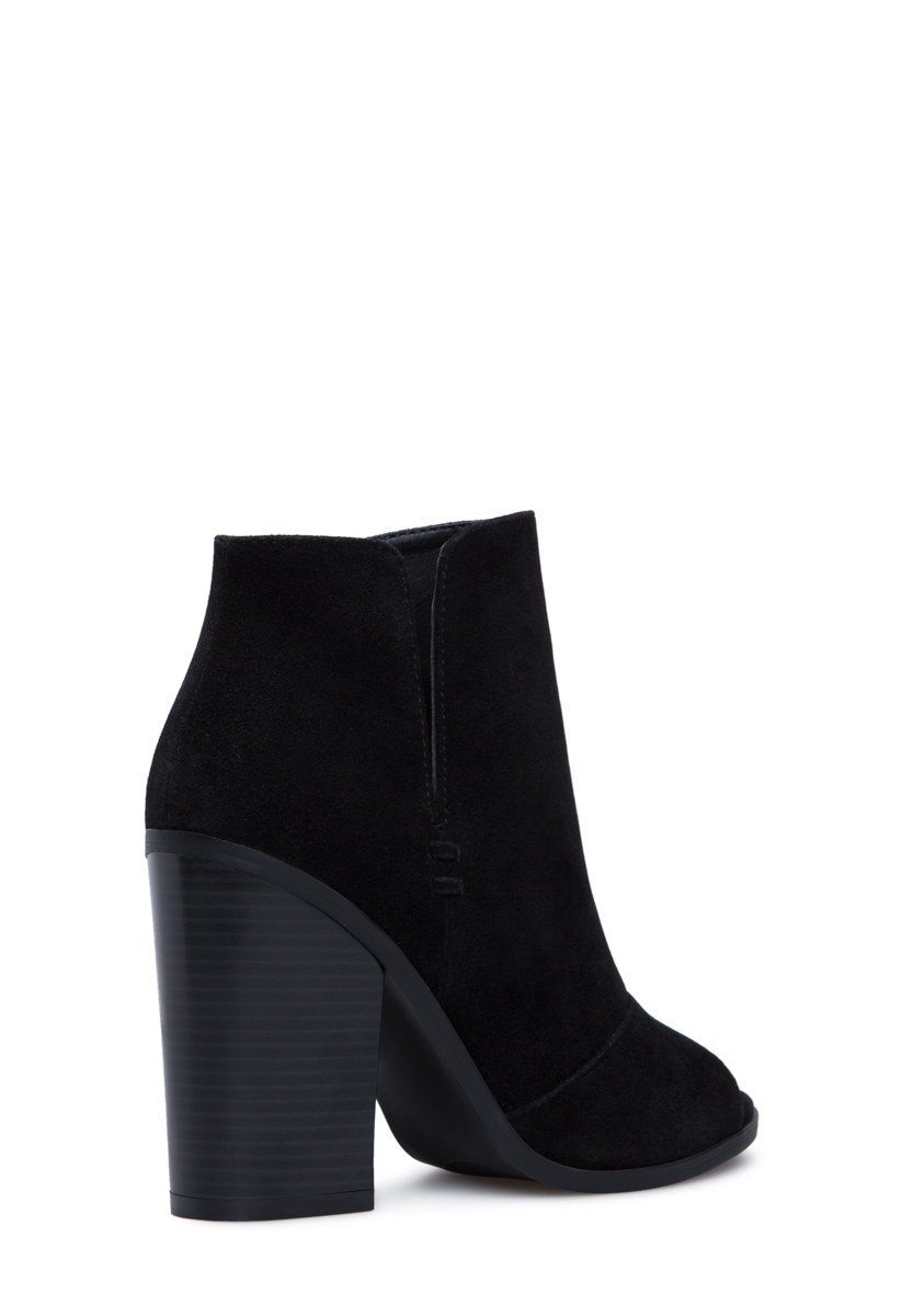 KIZZIE BOOTIE - ShoeDazzle