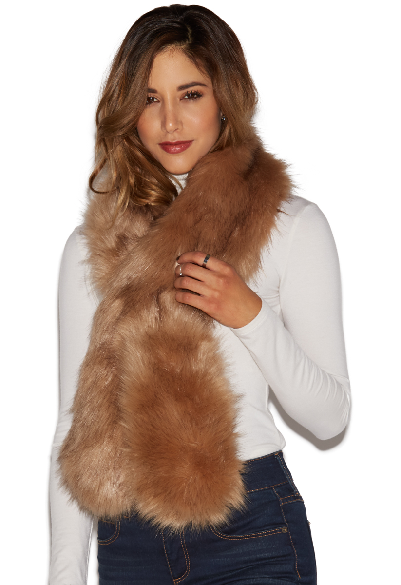 FAUX FUR STOLE - ShoeDazzle