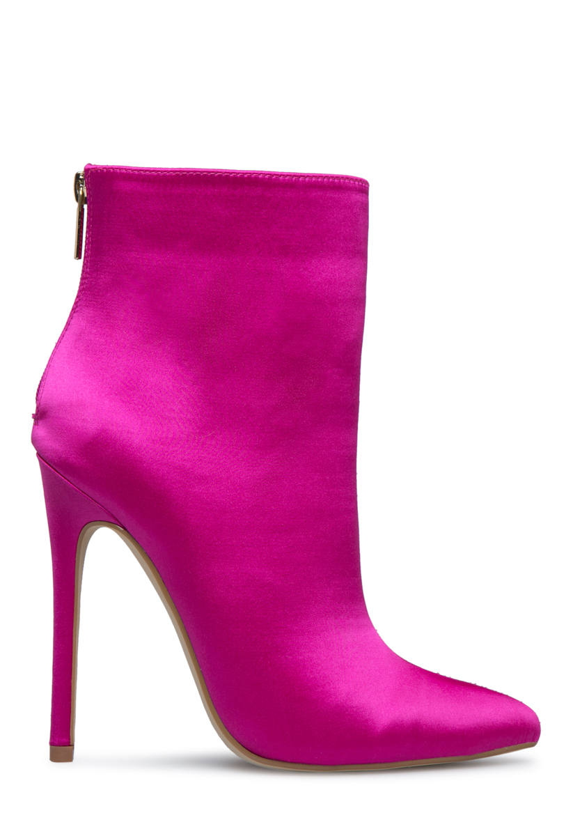 TEZZA POINTED-TOE BOOTIE - ShoeDazzle