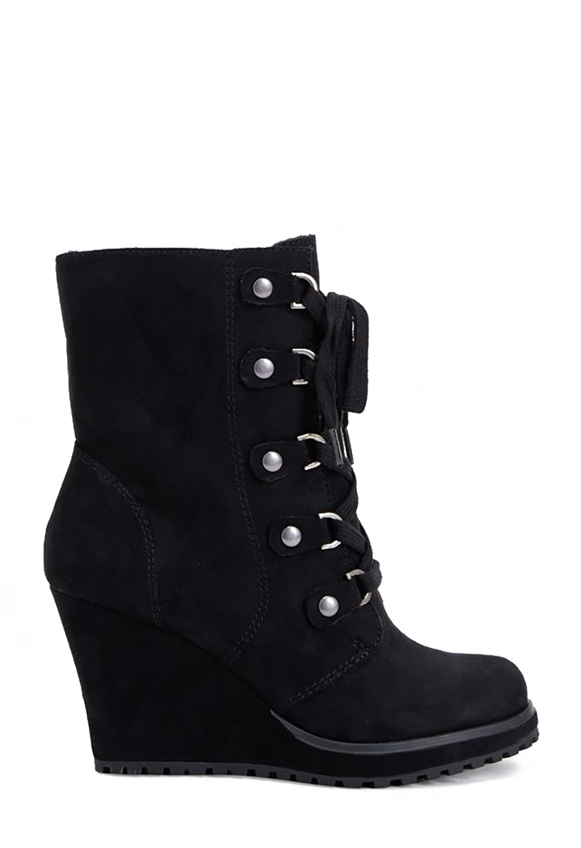 AMARISS BOOTIE - ShoeDazzle