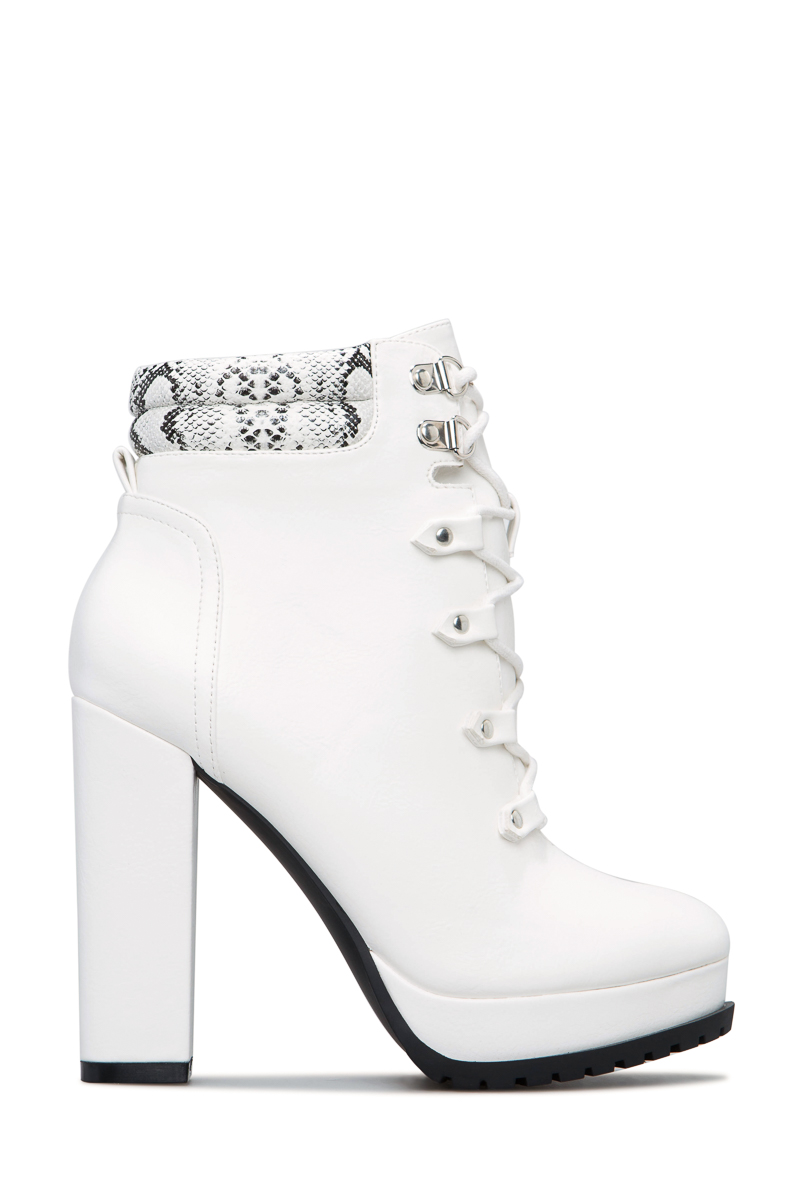 shoedazzle white heels