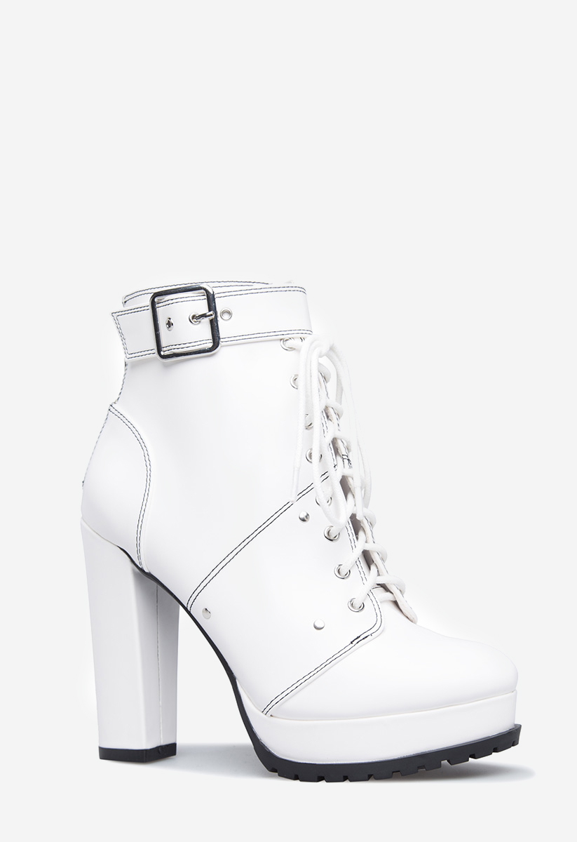 shoedazzle white booties