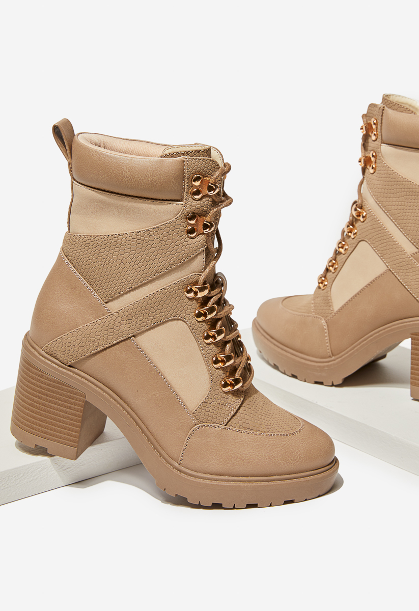 edde lace up bootie