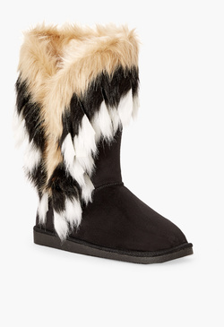 winter's coming fuzzie boots