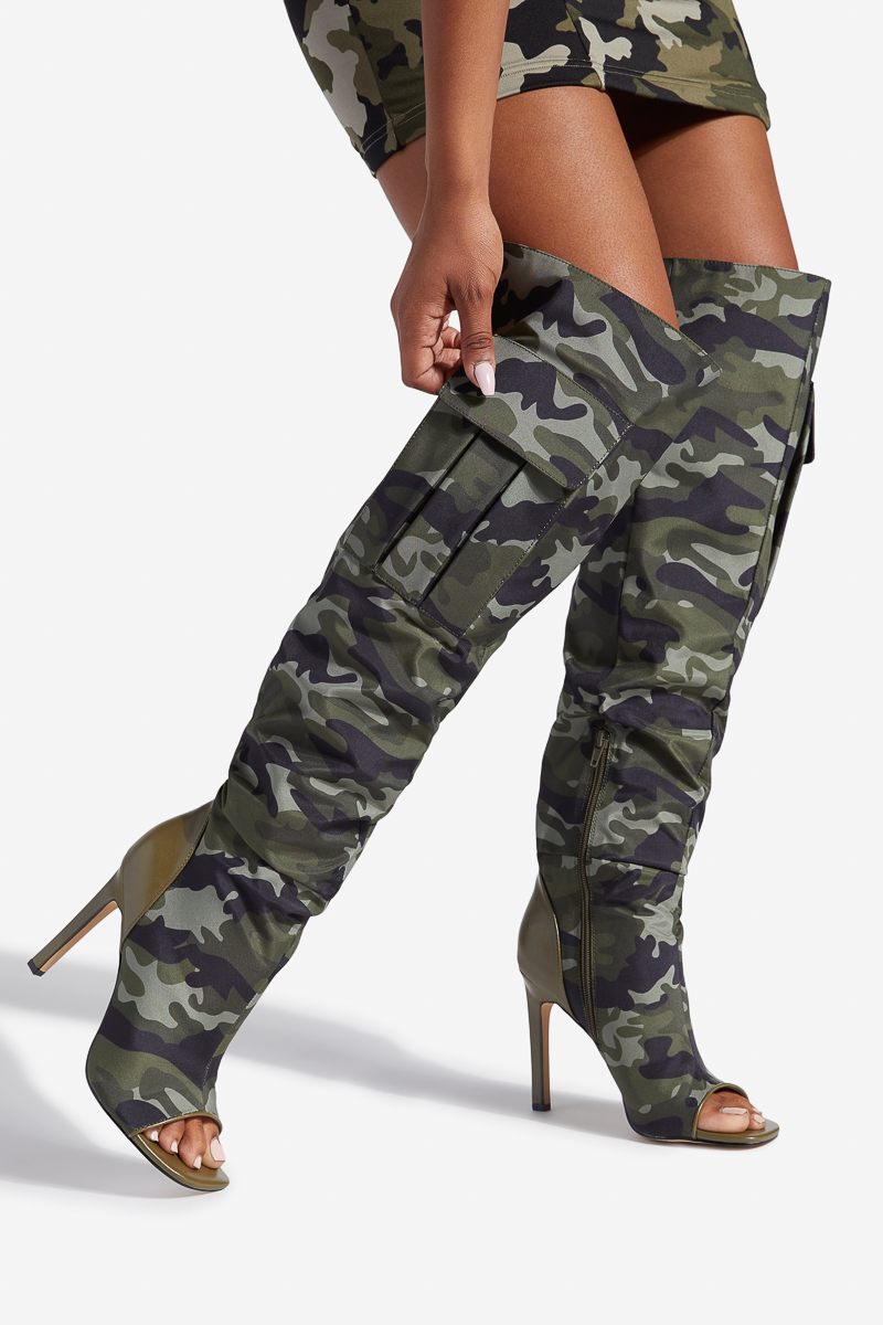 camo heel boots